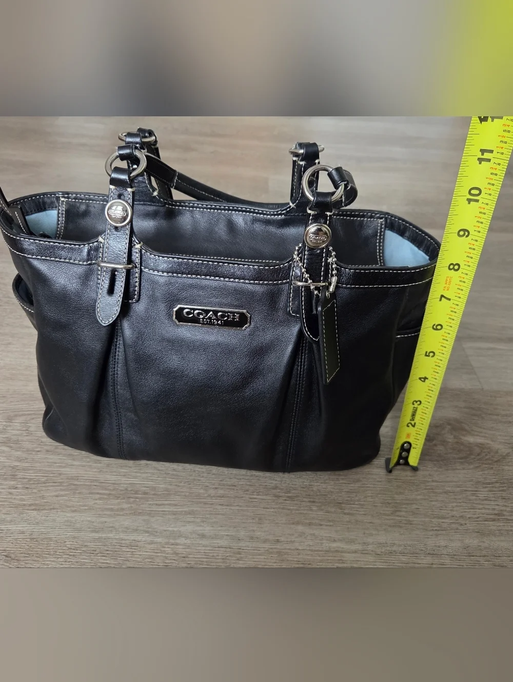 Y2K Coach Gallery East West Tote F15147 Black Leather Multi Pocket Work Bag.